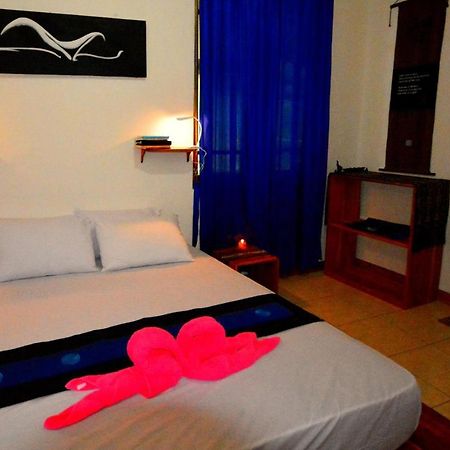 World Bnb Labuan Bajo Exterior photo