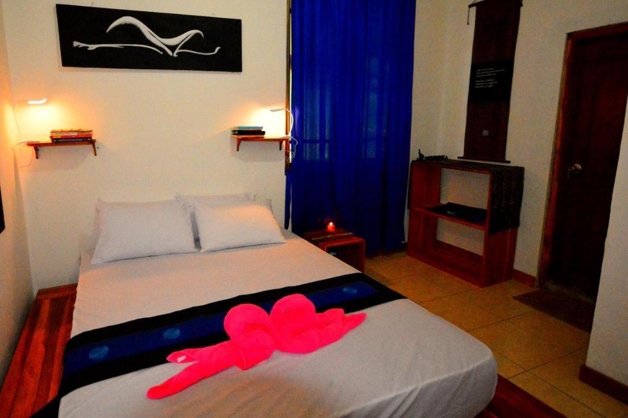 World Bnb Labuan Bajo Exterior photo