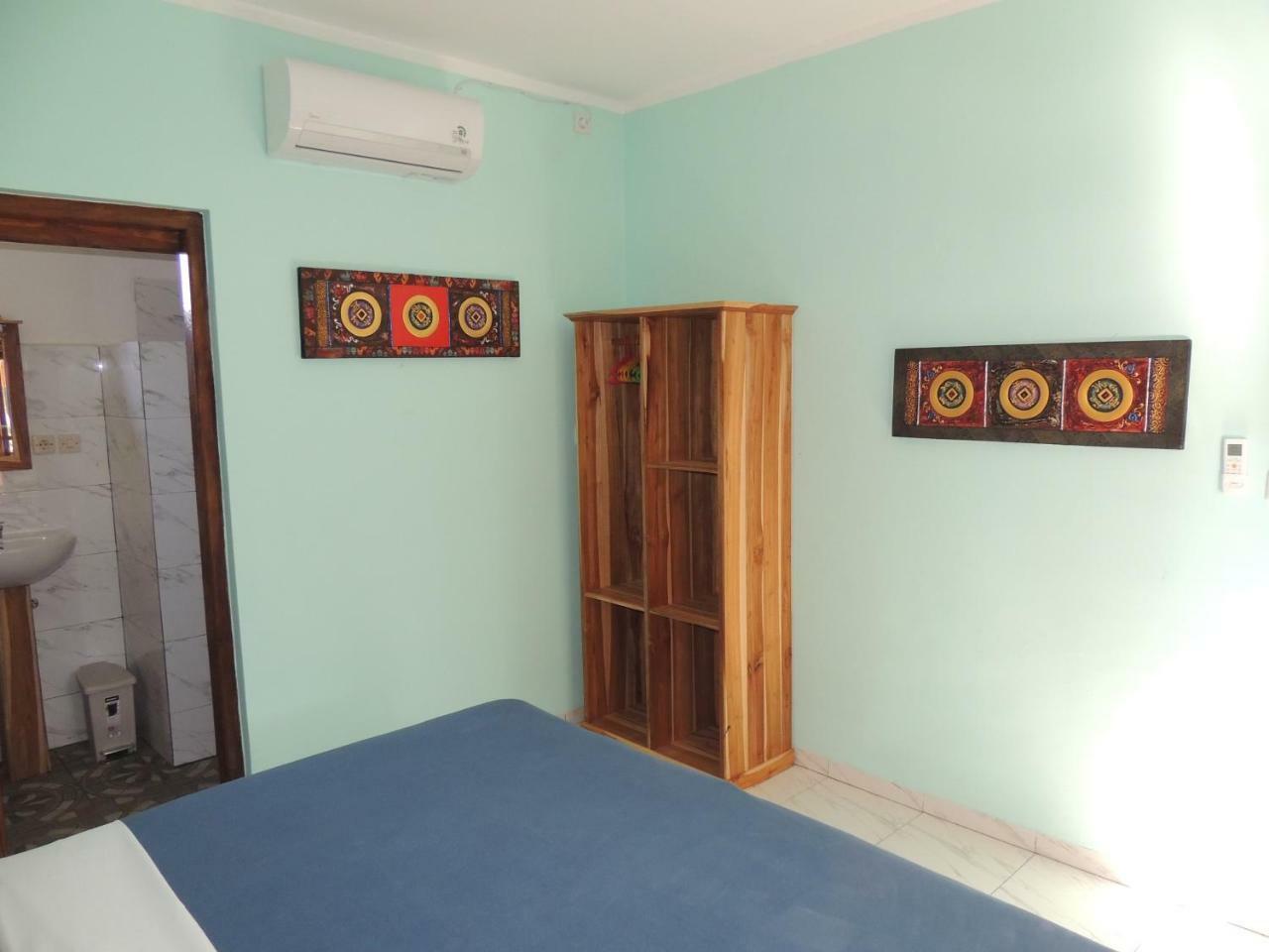 World Bnb Labuan Bajo Exterior photo