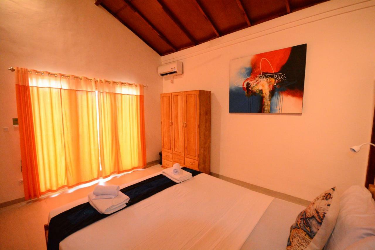 World Bnb Labuan Bajo Exterior photo
