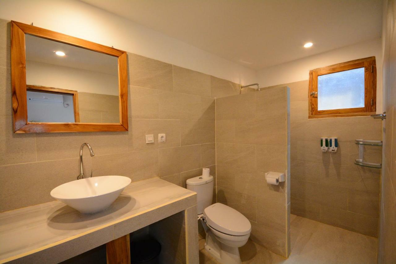 World Bnb Labuan Bajo Exterior photo
