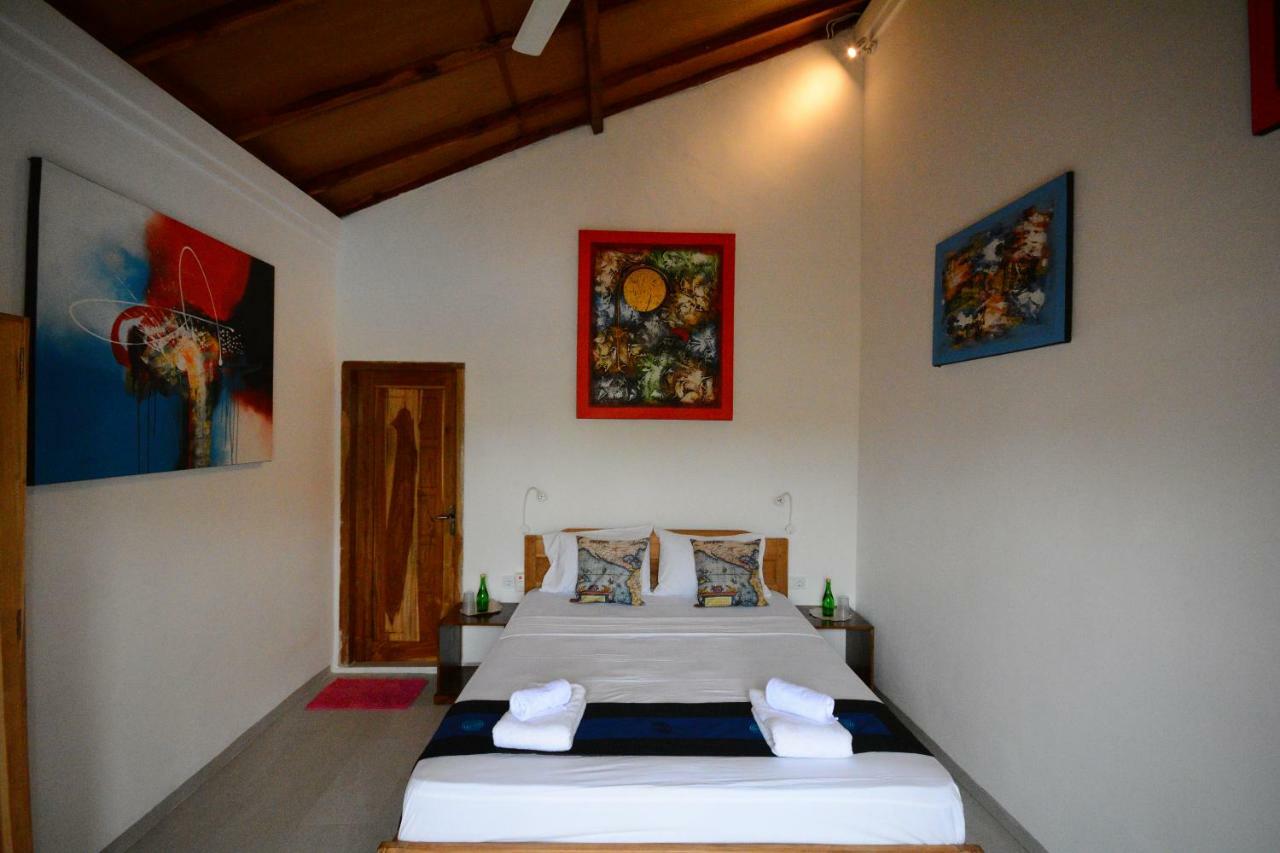 World Bnb Labuan Bajo Exterior photo