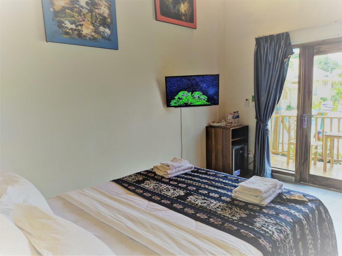 World Bnb Labuan Bajo Exterior photo